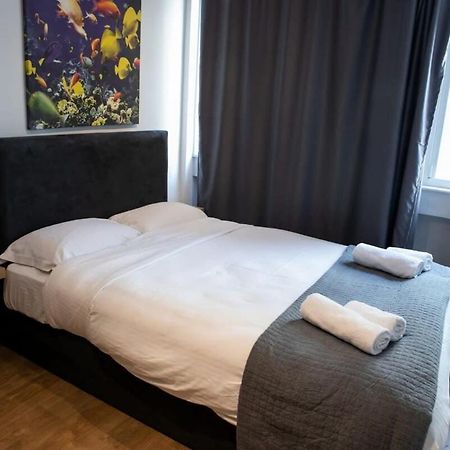 Cozy Modern Studio In Thessalonikiアパートメント エクステリア 写真