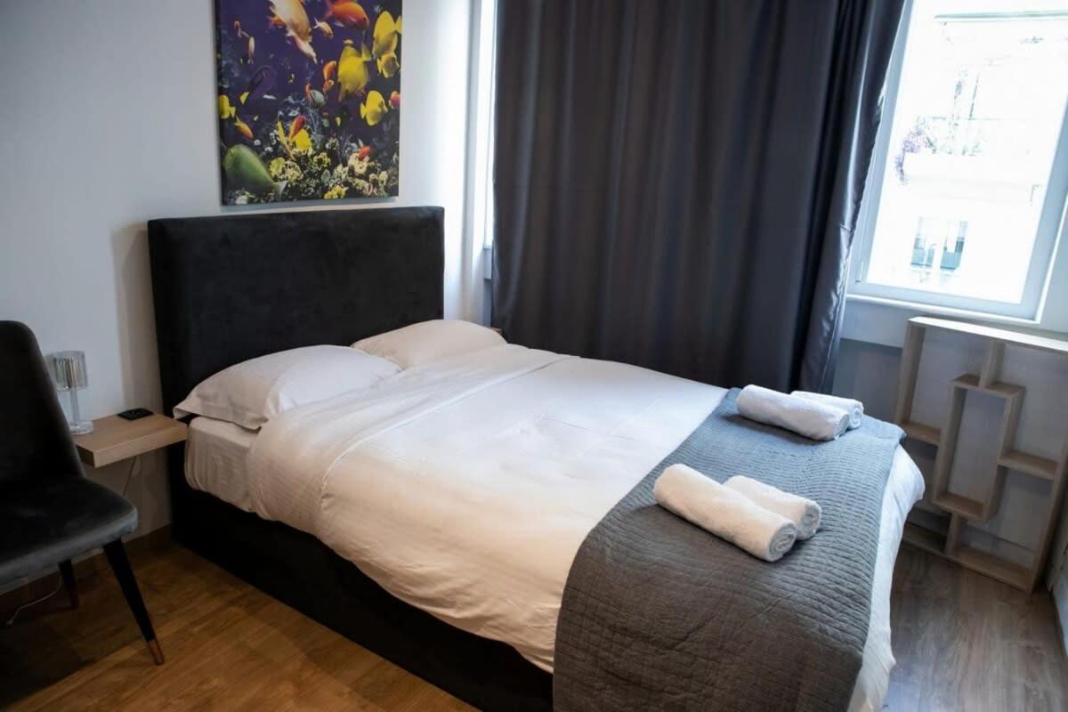 Cozy Modern Studio In Thessalonikiアパートメント エクステリア 写真